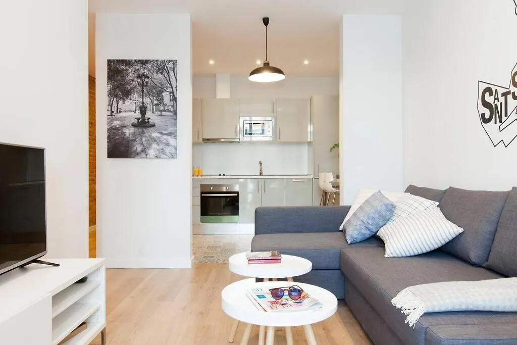 Gorgeous 4Bed 4Bath Close To City Center Barcelona Spain