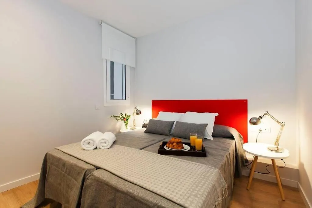 Apartment Gorgeous 4Bed 4Bath Close To City Center Barcelona Spain